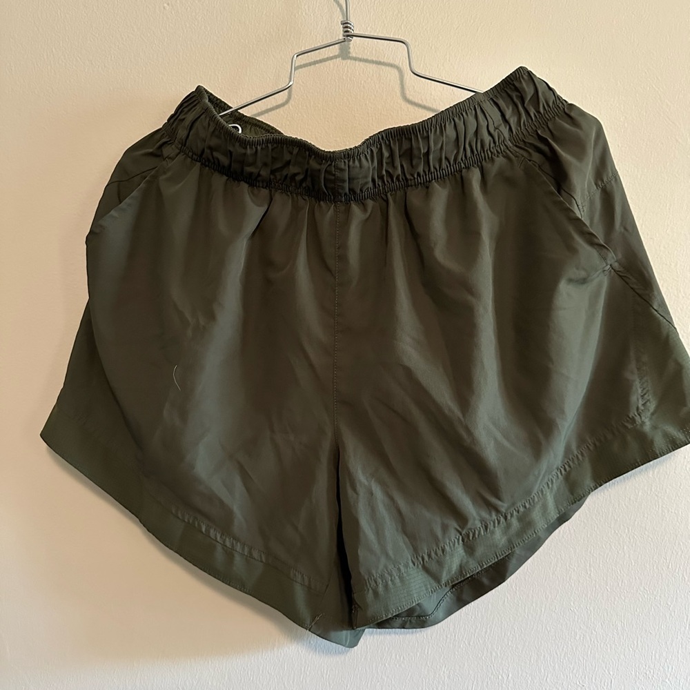 Women’s Athletic Shorts
